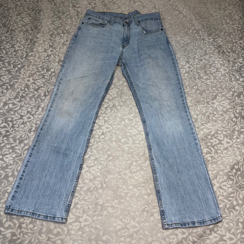 Levis 505 Regular Fit Straight Leg Light Wash Blue Denim Mens 33x30 (E34)